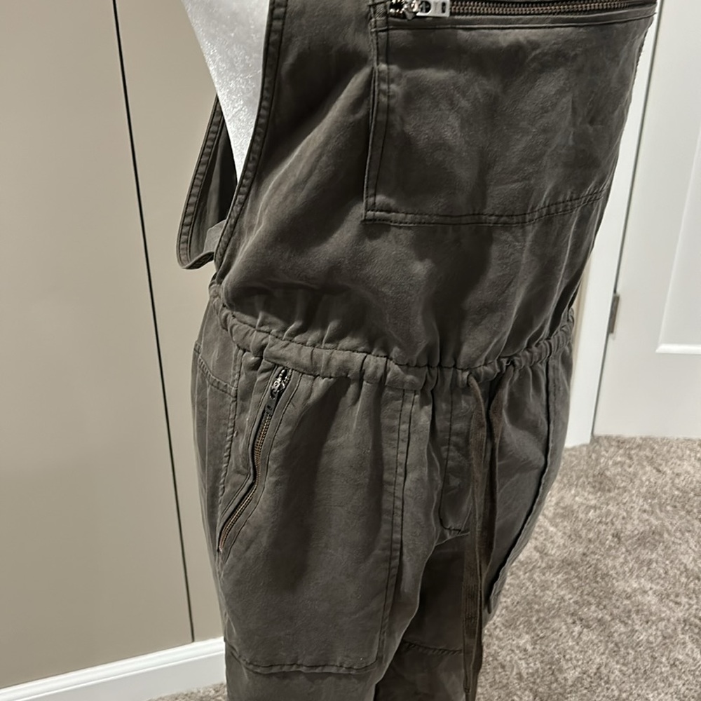WILFRED FREE OLIVE OVERALLS SIZE XS - Picture 3 of 6